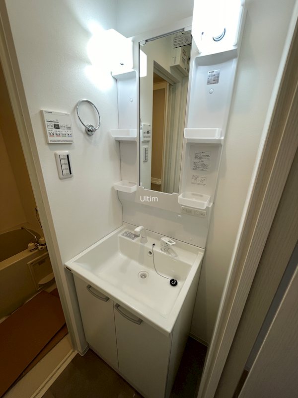 洗面設備　※違うお部屋の写真です。ご参考までに。