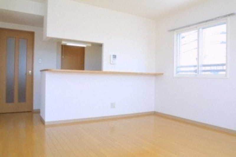 居室・リビング　広々リビングスペースございます！