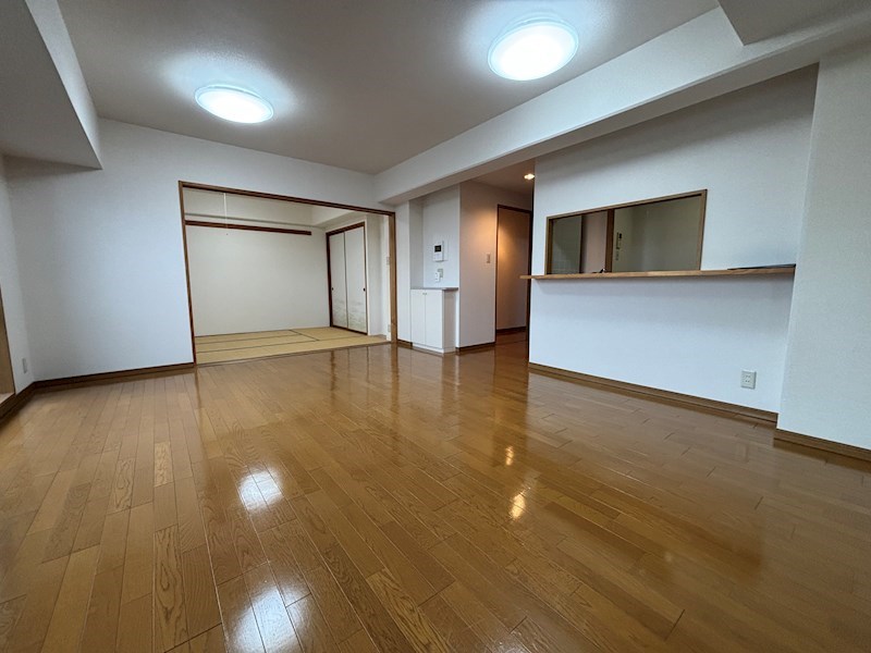 居室・リビング　広々リビングは17帖