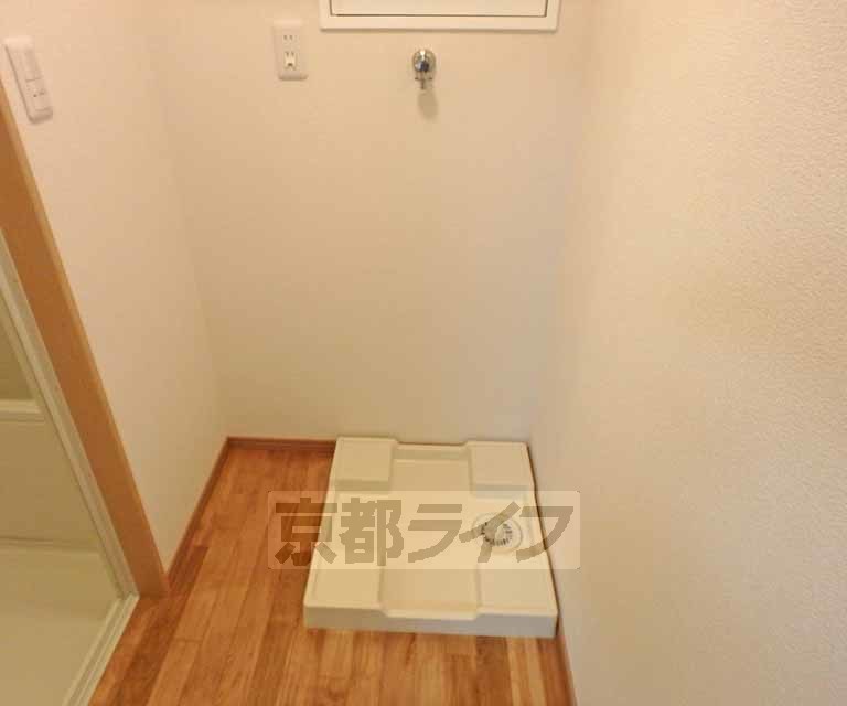 その他設備　室内洗濯機置場＆脱衣所です。