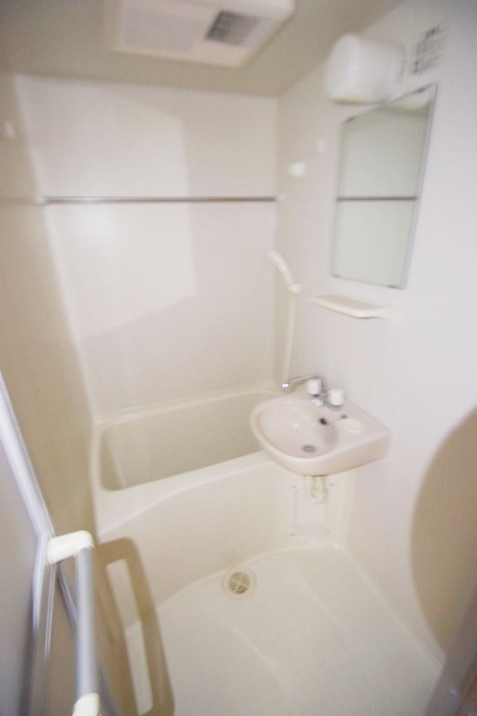 バス・シャワールーム　バス