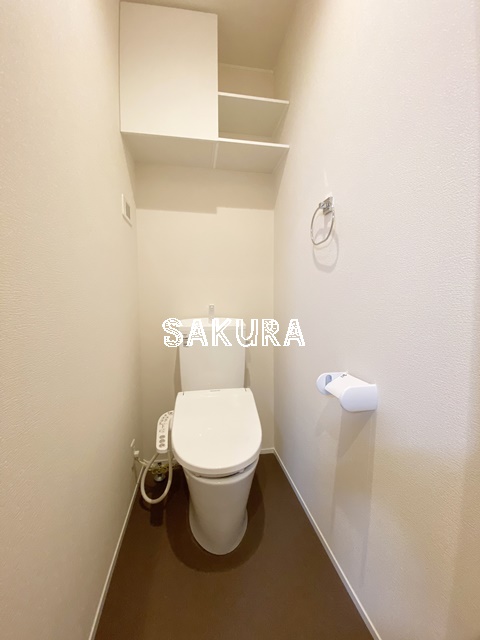 トイレ　嬉しい温水洗浄便座♪