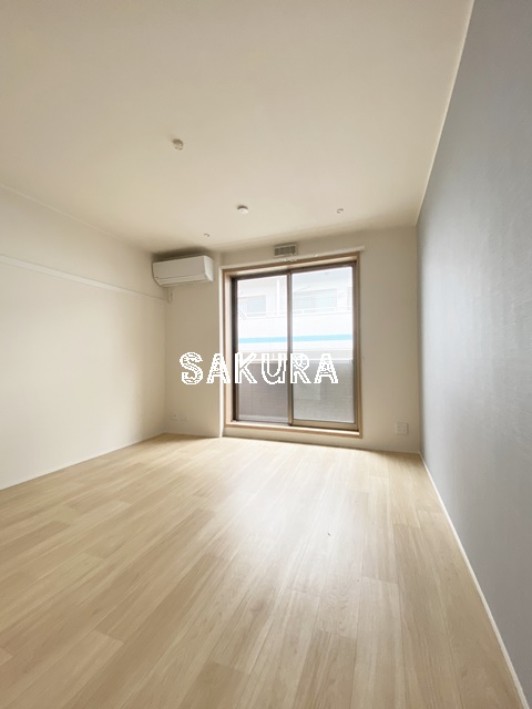 居室・リビング　こちらのリビングで趣味の時間をお楽しみください♪