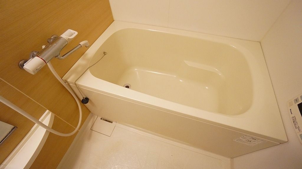 バス・シャワールーム　バス