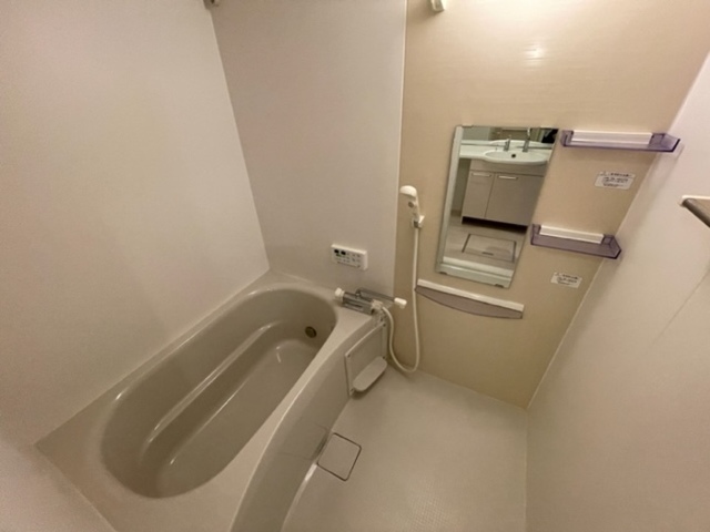 バス・シャワールーム　浴室