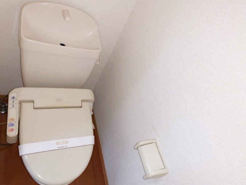 トイレ　図面と現状に相違がある場合には現状を優先