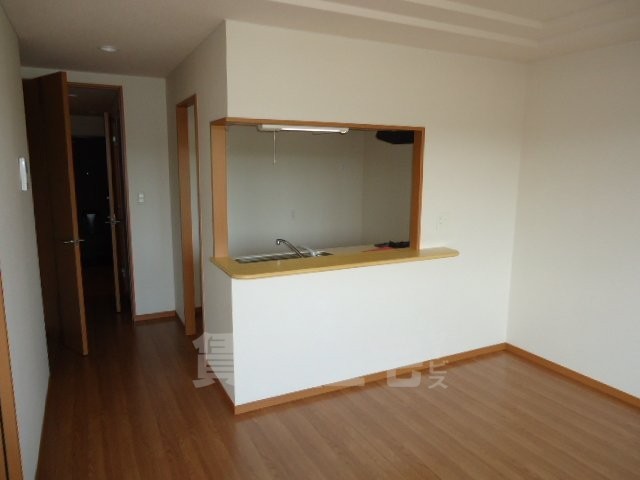 居室・リビング　カウンターキッチン