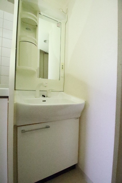 洗面設備　※別室の参考写真の為、現況優先です。