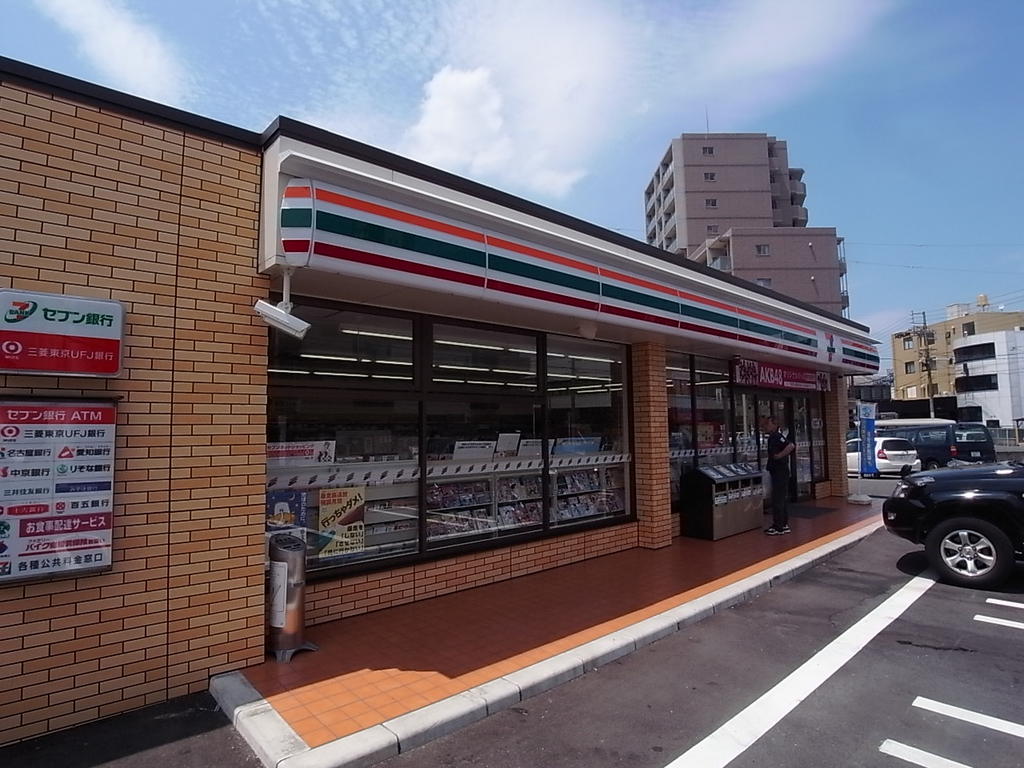 コンビニ　セブンイレブン名古屋大秋町2丁目店（コンビニ）まで650m