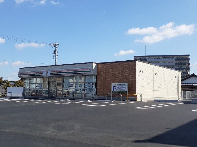 コンビニ　セブンイレブン磐田天龍店（コンビニ）まで600m