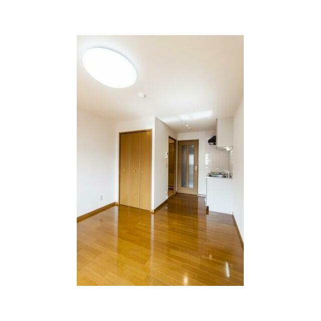 居室・リビング　居室照明は設備外となります