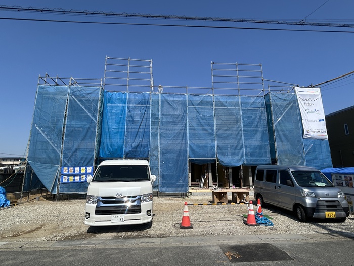 建物外観　建築中