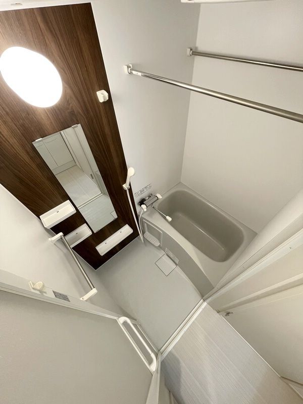 バス・シャワールーム　バス