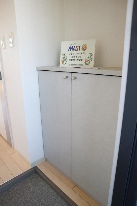 その他　洗面所内収納棚