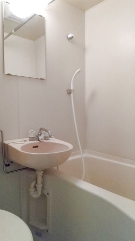 バス・シャワールーム　「b’CASA狭山re-born」