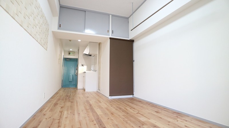 居室・リビング　※別号室参考写真