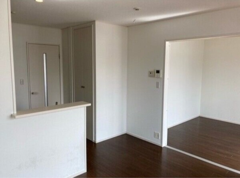 居室・リビング　図面と現状に相違がある場合には現状を優先