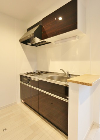 キッチン　グリル付きで料理も楽しくなりそうです