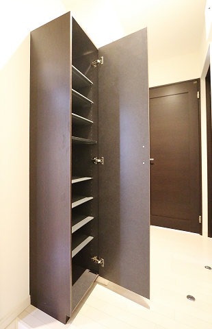 玄関　シューズも沢山収納出来そうです