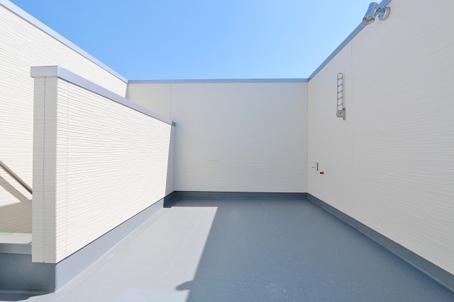 バルコニー　洗濯物も干せます