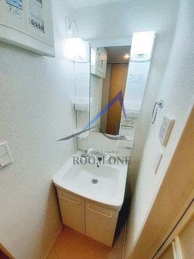 洗面設備　洗面台です。