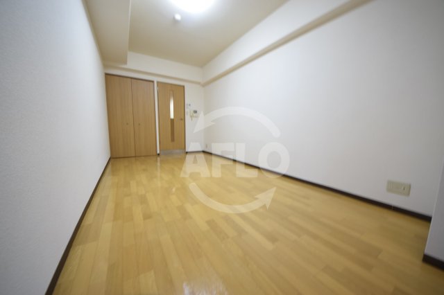 居室・リビング　ロイヤルキャッスル　リビング