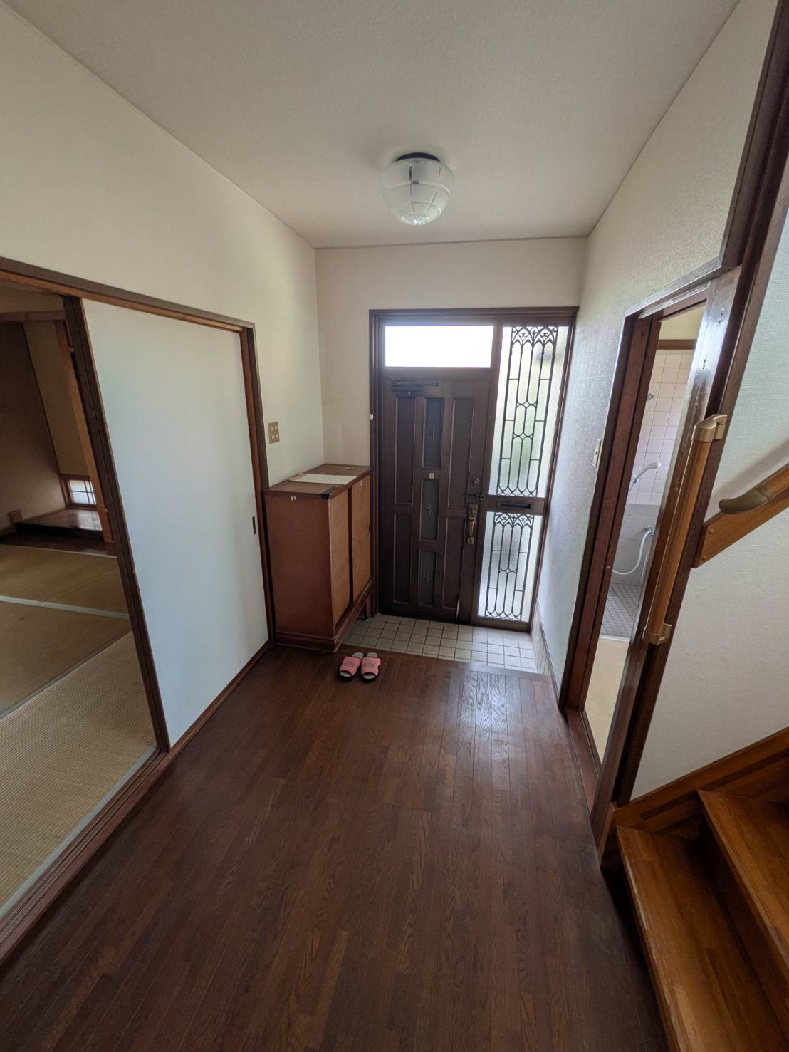 玄関　ゆったりとした玄関です