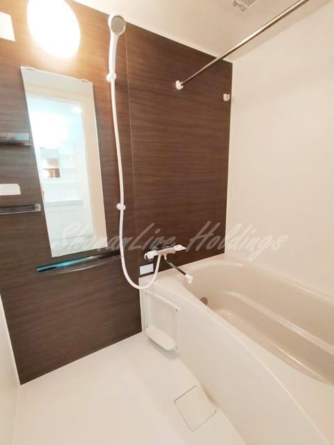 バス・シャワールーム　追い炊き・浴室乾燥つきお風呂♪