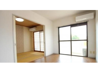 居室・リビング　居間です