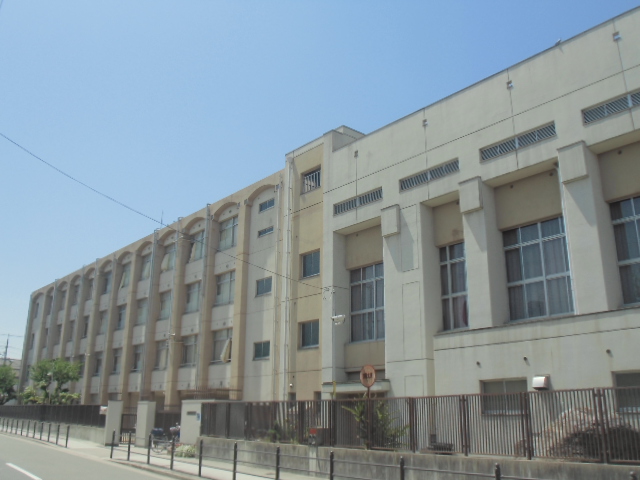 中学校　大阪市立玉出中学校（中学校）まで457m