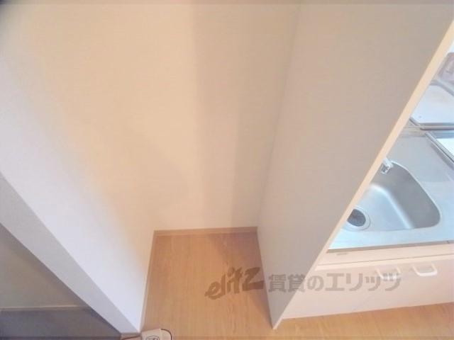 その他部屋・スペース　キッチンのすぐ横に冷蔵庫が置けます。