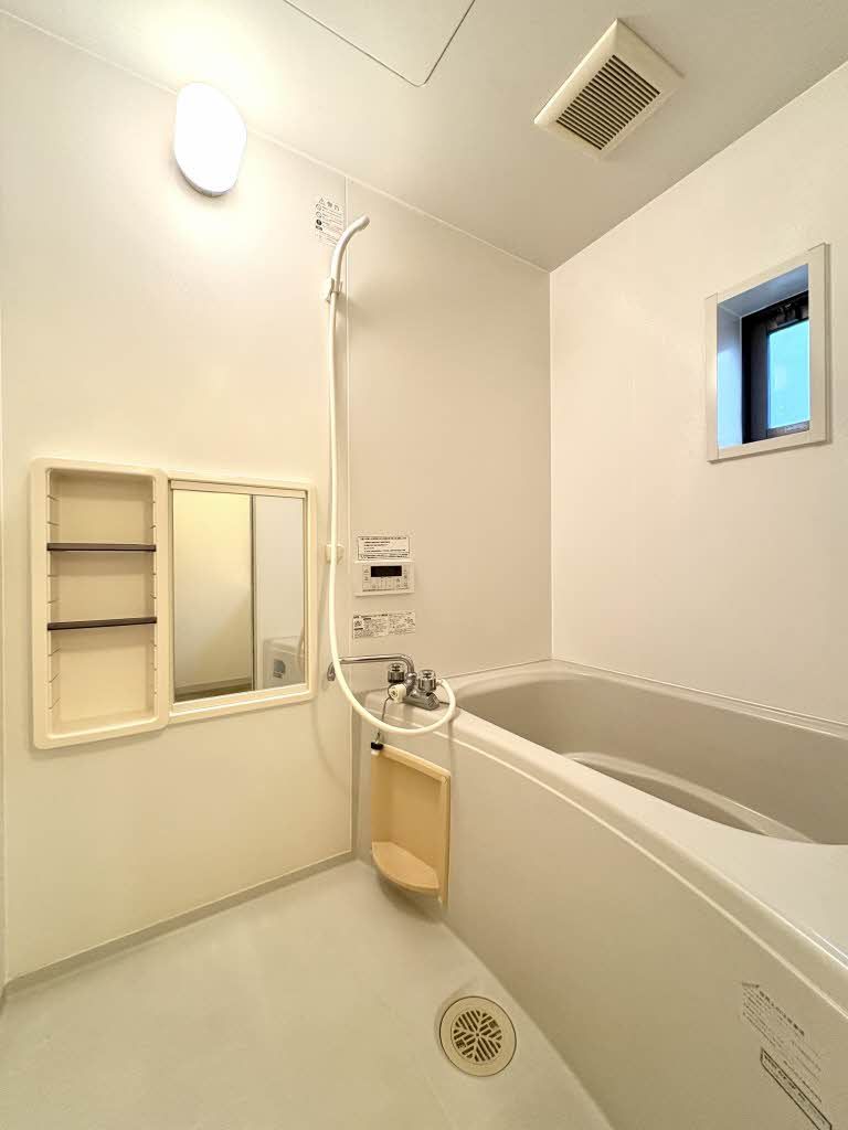 バス・シャワールーム　浴室