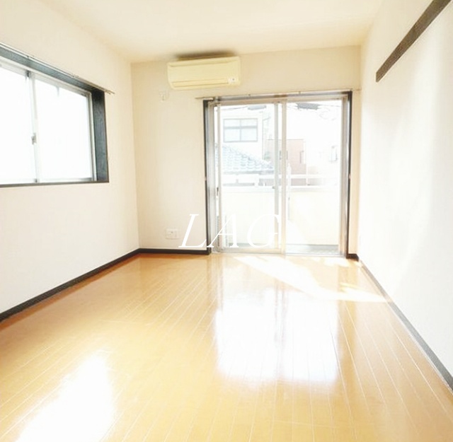 居室・リビング　洋室のお部屋です。