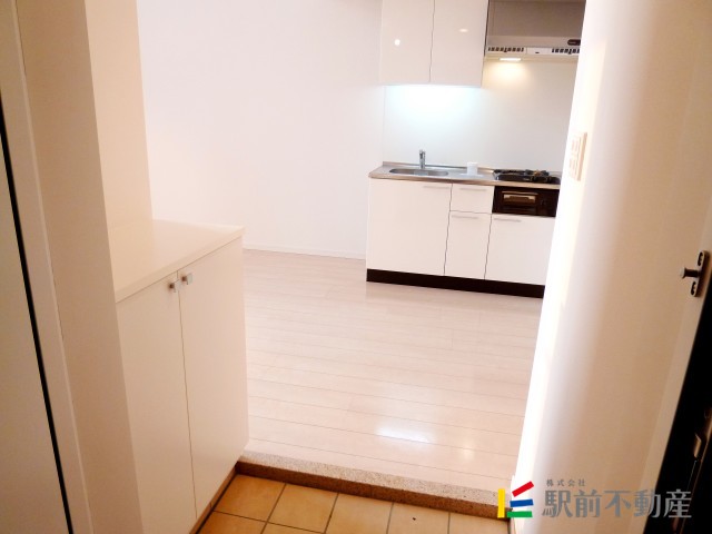 玄関　シューズボックス有◎