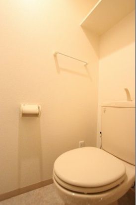 トイレ　落ち着いたトイレです