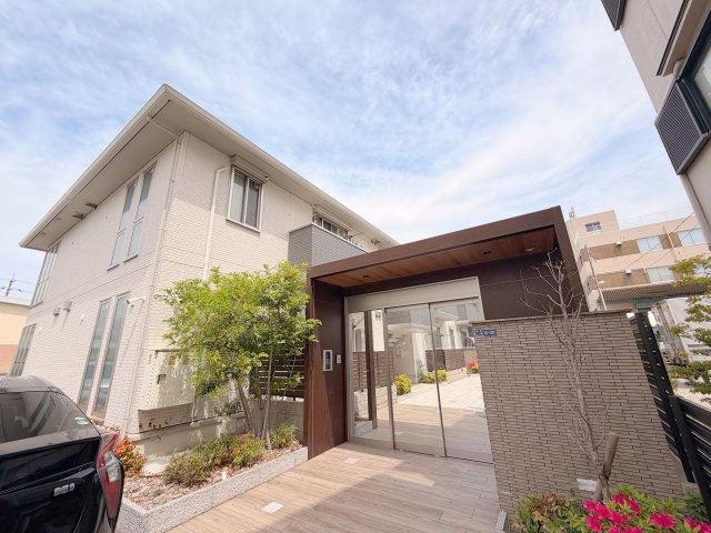建物外観　綺麗な外観の素敵なお部屋があなたを待っています。