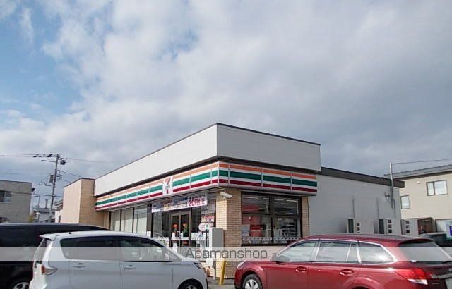 コンビニ　セブンイレブン東４条２丁目店（コンビニ）まで750m