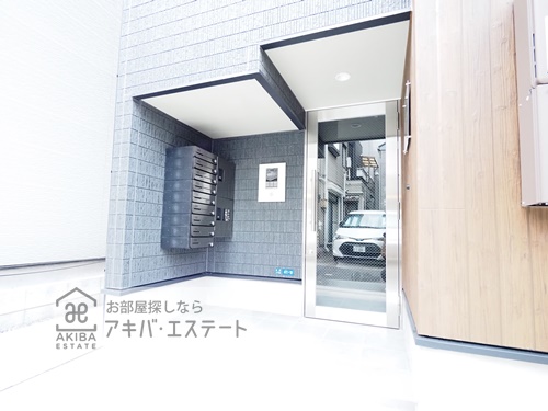 エントランス　※同一仕様写真