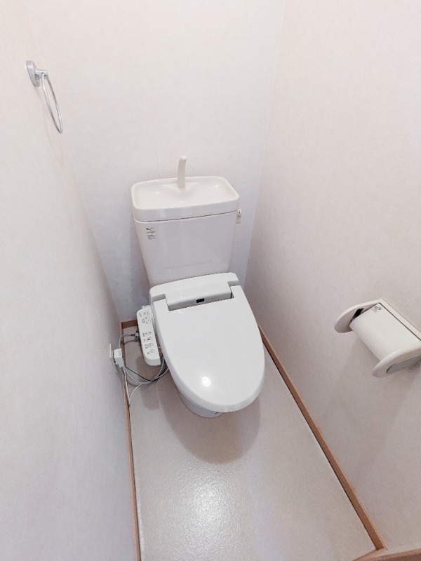 トイレ　図面と現状に相違がある場合には現状を優先