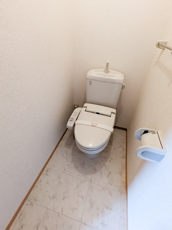 トイレ　図面と現状に相違がある場合には現状を優先