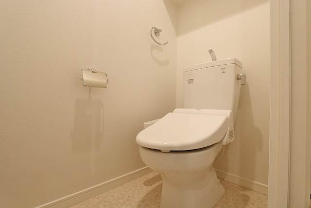 トイレ　清潔感のあるトイレです
