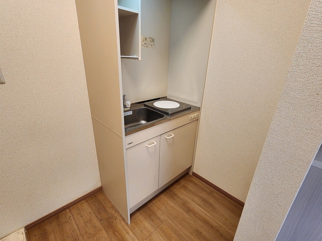 キッチン　独立したキッチン廻り　ＩＨキッチン　喫煙者契約不可
