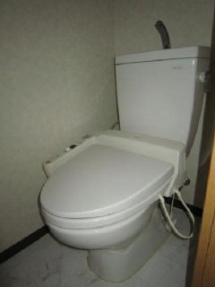 トイレ　シャワー付トイレ