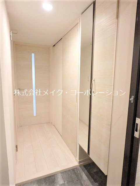 玄関　別物件参考写真