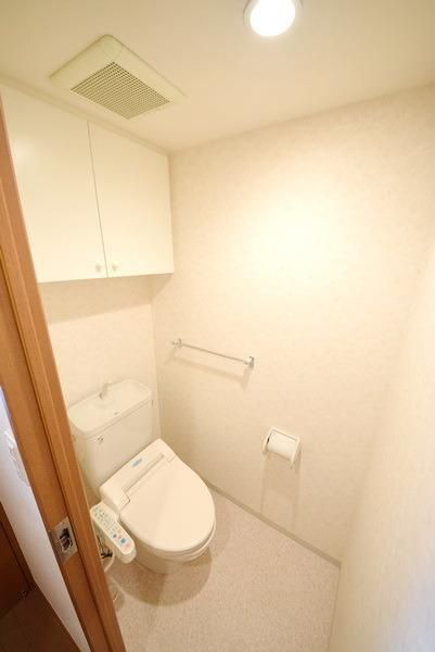 トイレ　別部屋参考写真