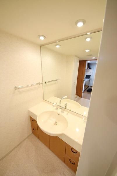洗面設備　別部屋参考写真