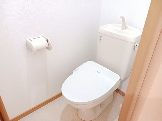 トイレ　ゆったりとした空間のトイレです