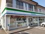 コンビニ　ファミリーマート上市上経田店（コンビニ）まで700m