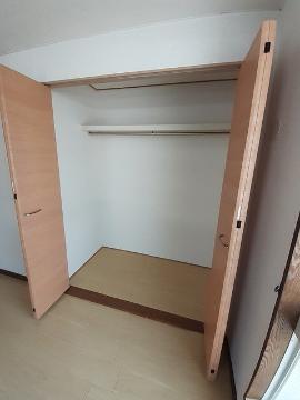 収納　クローゼット
