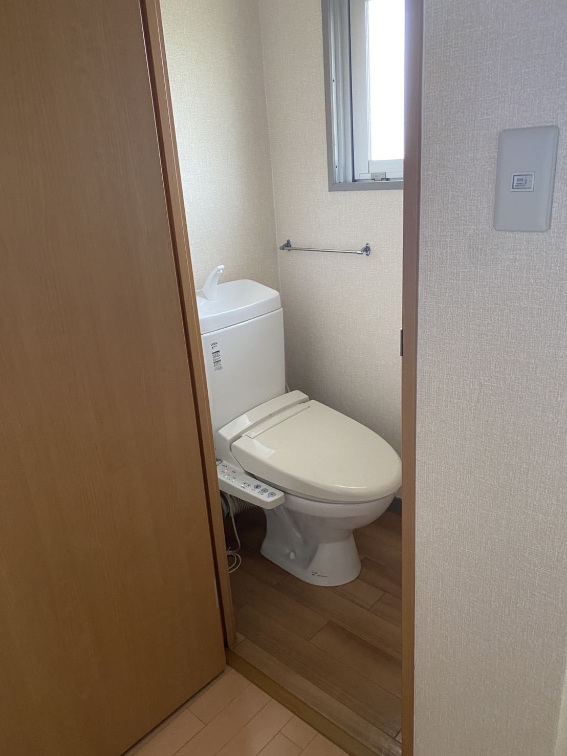 ＪＲ鹿児島本線 西熊本駅 徒歩4分 4階建 築43年のトイレ写真